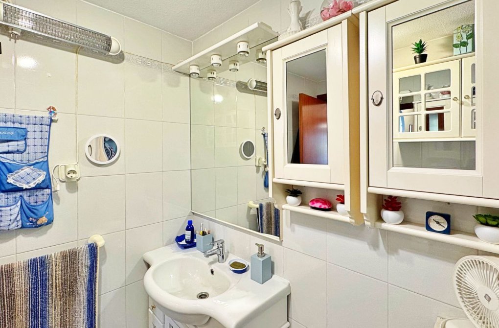 Resale - Apartment - Torrevieja - Rocio del Mar