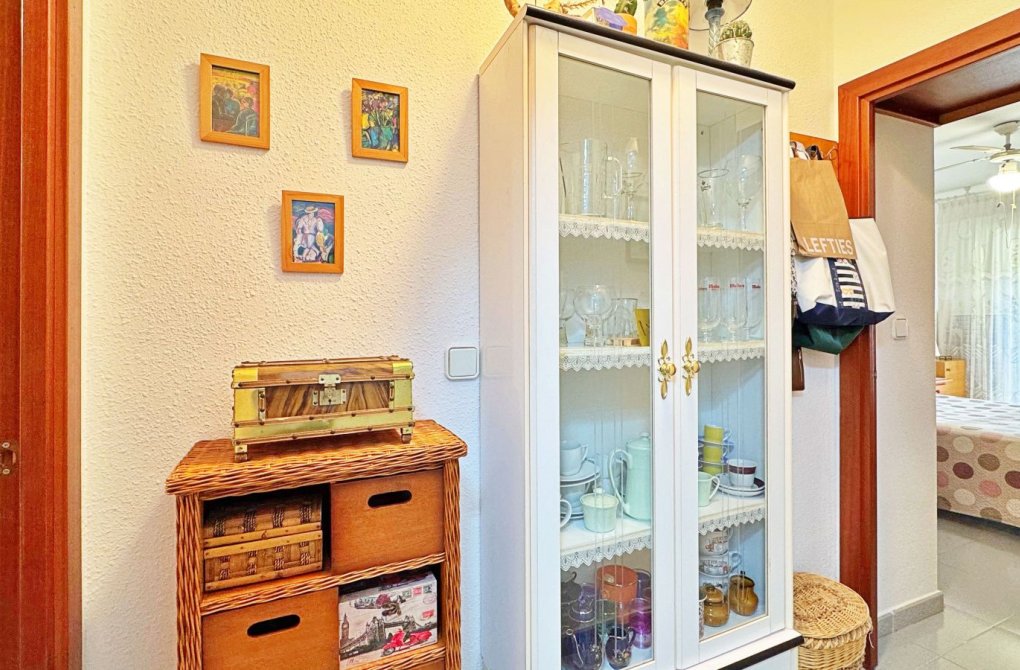 Resale - Apartment - Torrevieja - Rocio del Mar