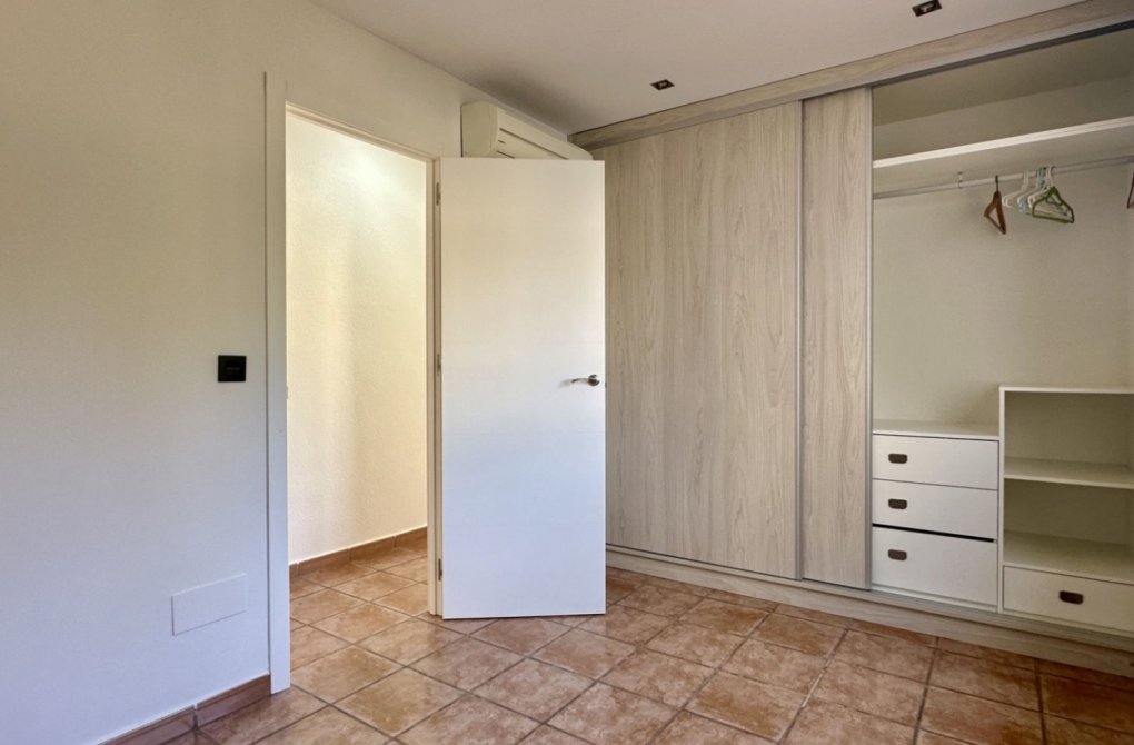 Resale - Detached Villa - Orihuela Costa - Villamartín