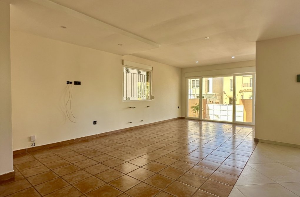 Resale - Detached Villa - Orihuela Costa - Villamartín