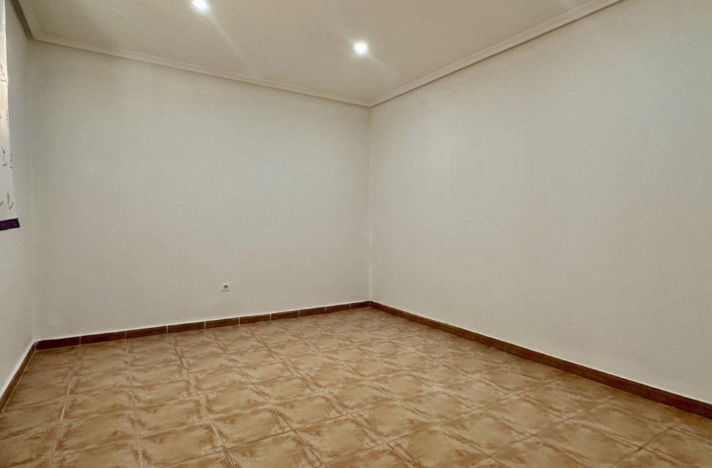 Resale - Detached Villa - Orihuela Costa - Villamartín