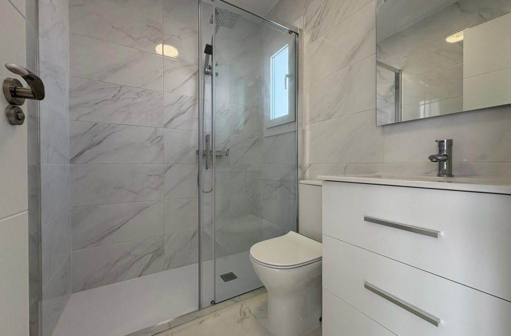 Resale - Terraced house - Torrevieja - Los Balcones - Los Altos del Edén