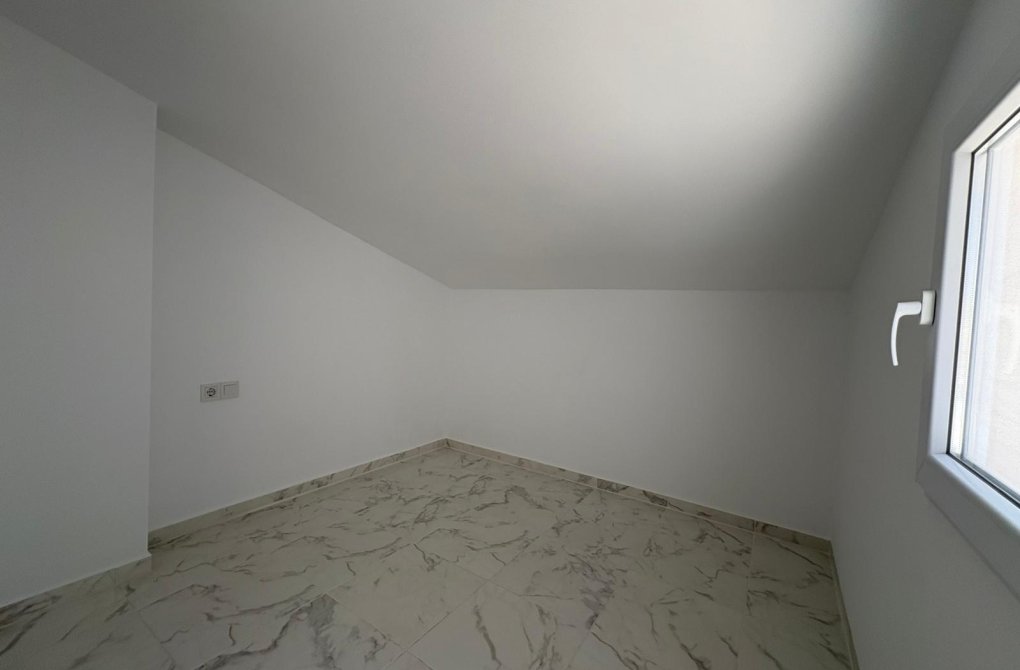 Resale - Terraced house - Torrevieja - Los Balcones - Los Altos del Edén