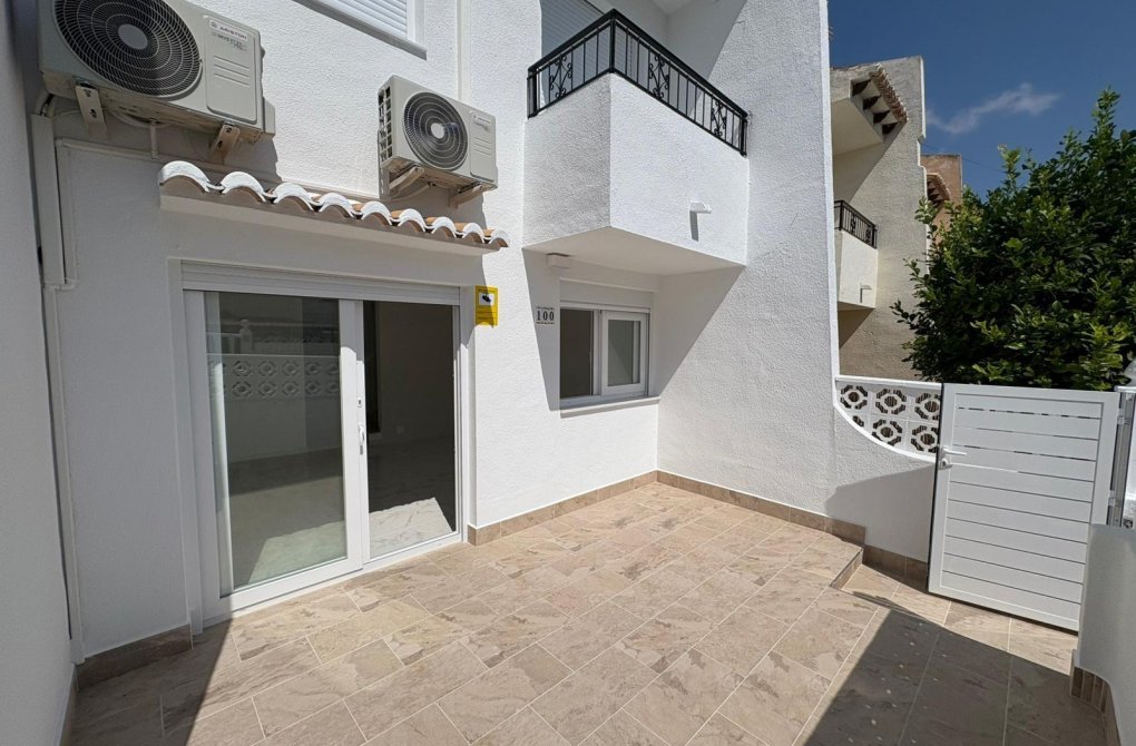 Resale - Terraced house - Torrevieja - Los Balcones - Los Altos del Edén