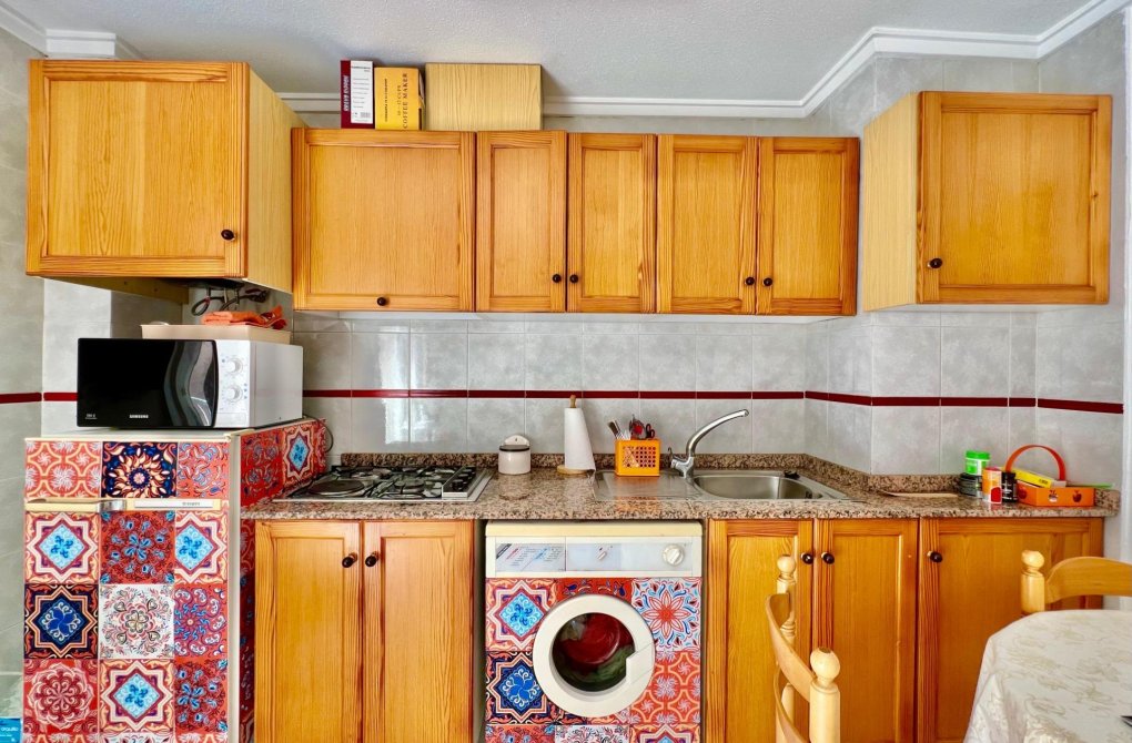 Resale - Apartment - Torrevieja - Habaneras