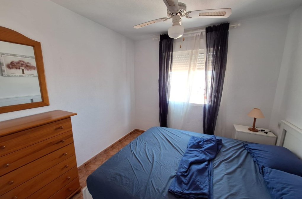  - Apartament - Torrevieja - Centro