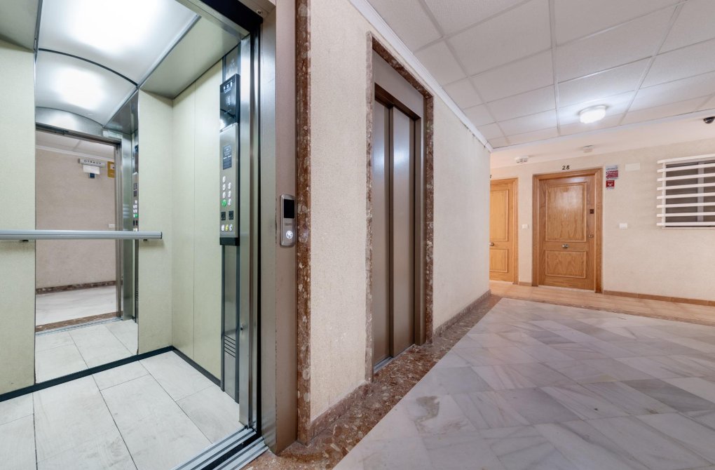 Resale - Apartment - Torrevieja - Nueva Torrevieja