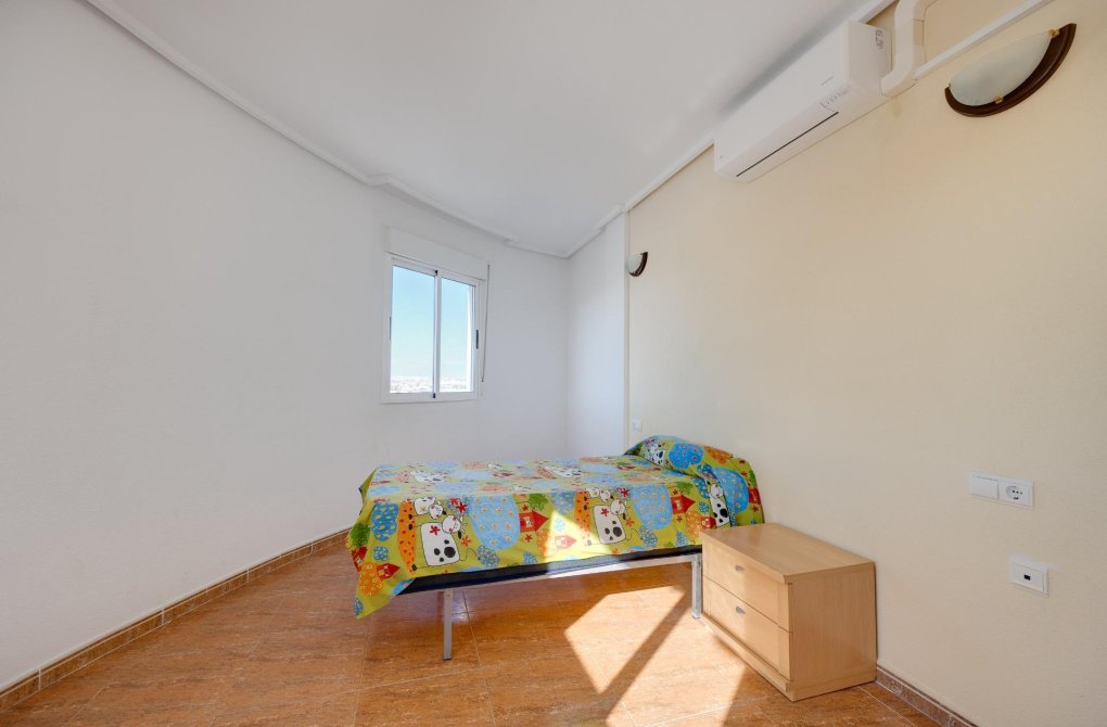 Resale - Apartment - Torrevieja - Nueva Torrevieja