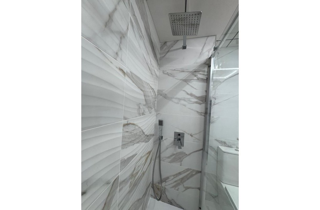 Resale - Apartment - Torrevieja - Centro