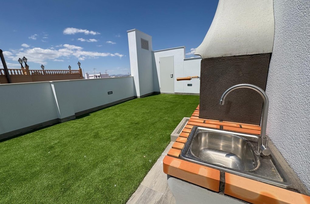 Resale - Apartment - Torrevieja - Centro