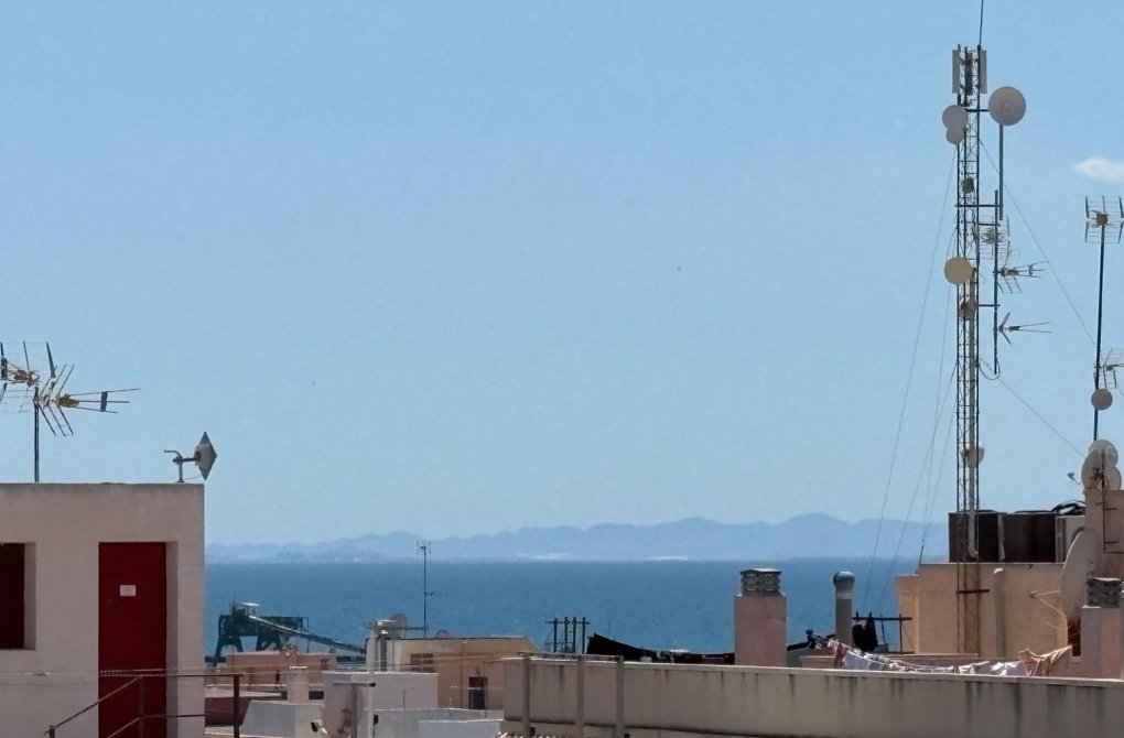 Resale - Apartment - Torrevieja - Centro