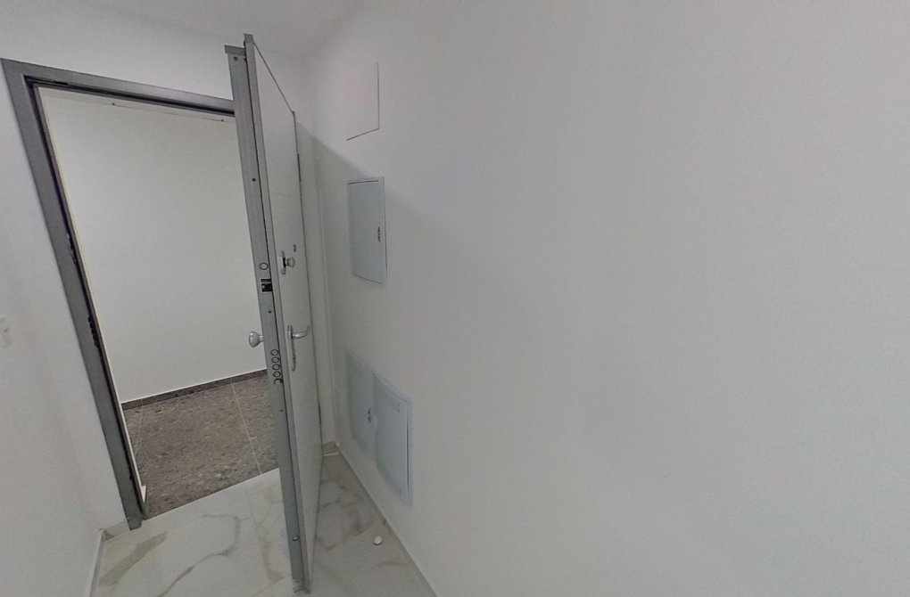 Resale - Apartment - Torrevieja - Centro