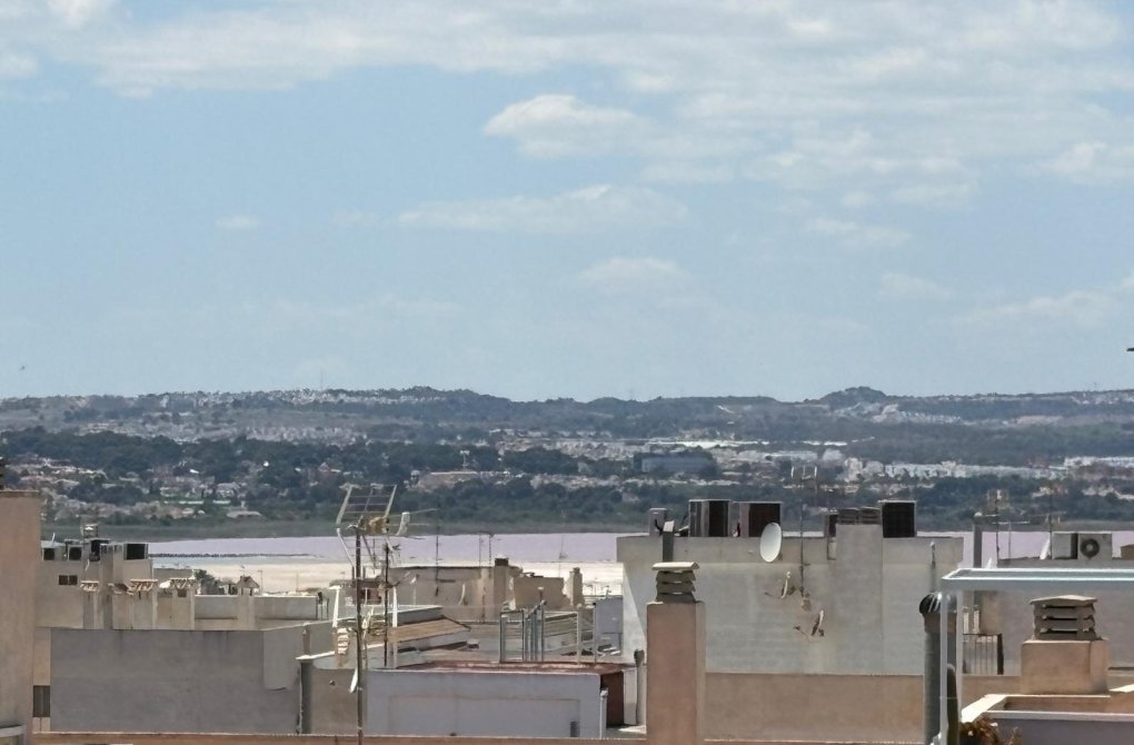 Resale - Apartment - Torrevieja - Centro