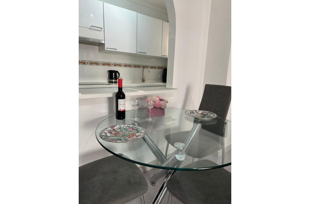 Resale - Apartment - Torrevieja - Parque de las Naciones