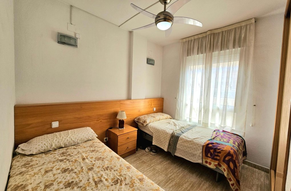 Resale - Apartment - Torrevieja - Centro