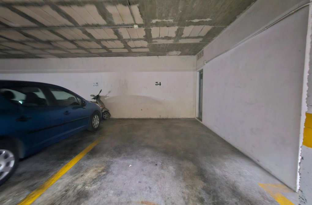 Resale - Apartment - Torrevieja - Centro