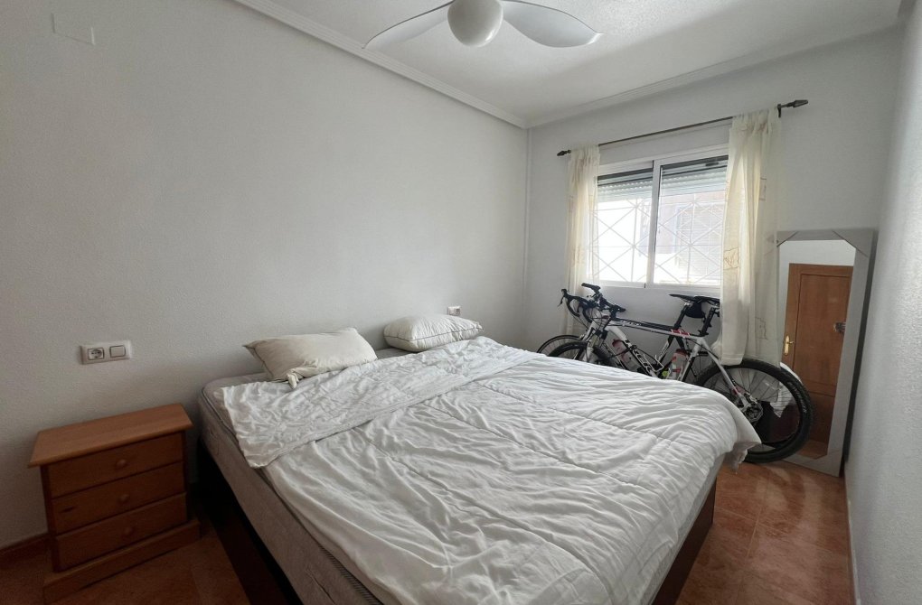 Resale - Bungalow - Torrevieja - Torreta florida