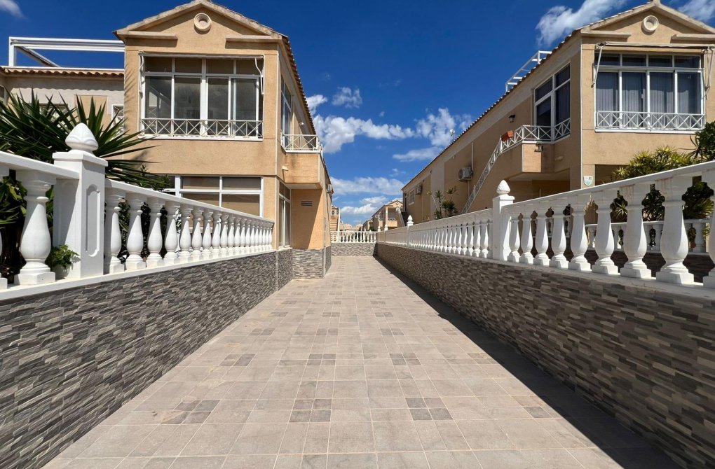 Resale - Bungalow - Torrevieja - Torreta florida
