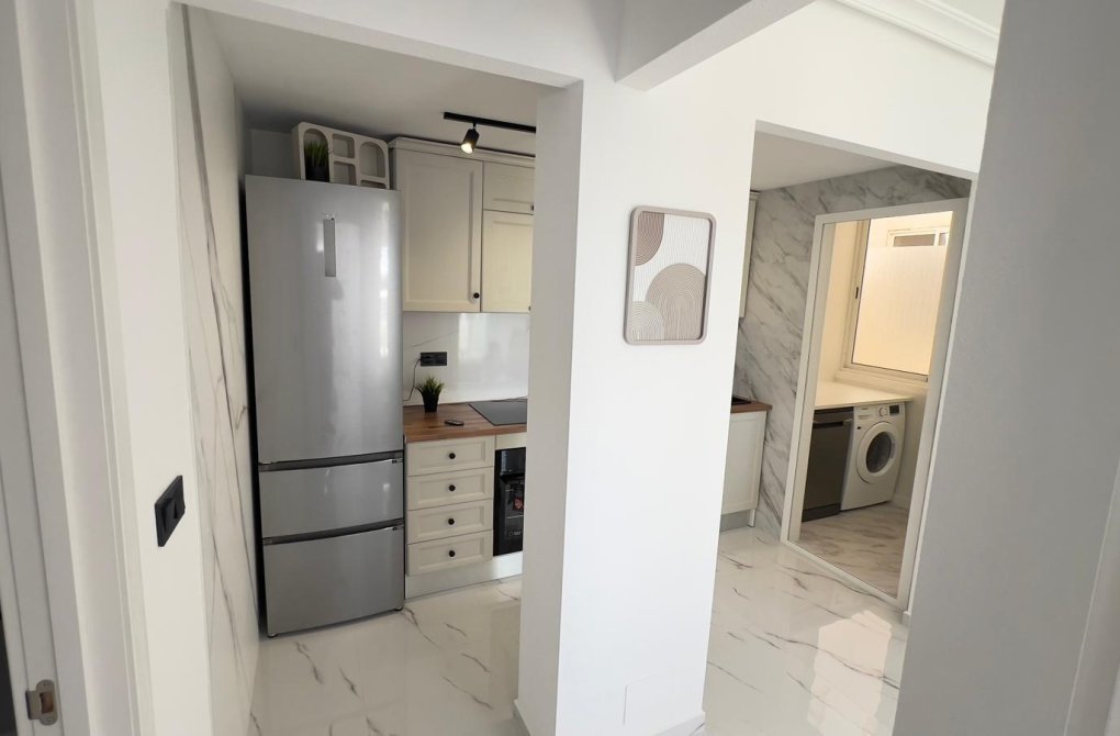 Resale - Apartment - Orihuela Costa - La Regia