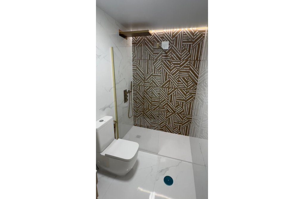 Resale - Apartment - Orihuela Costa - La Regia