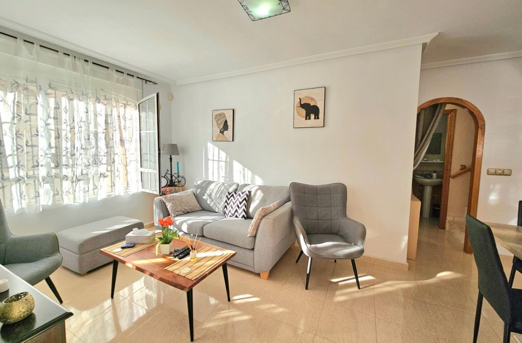 Resale - Terraced house - Orihuela Costa - Lomas de Cabo Roig