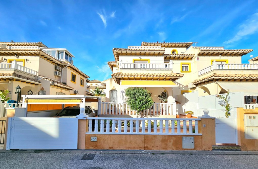 Resale - Terraced house - Orihuela Costa - Lomas de Cabo Roig