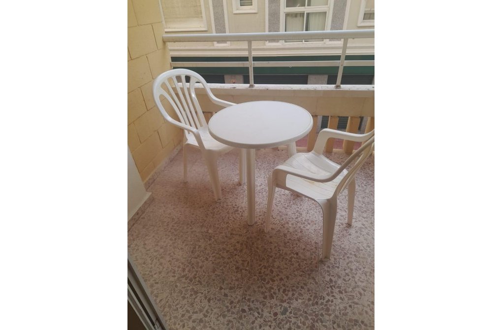 Resale - Apartment - Torrevieja - Las Piscinas Naturales