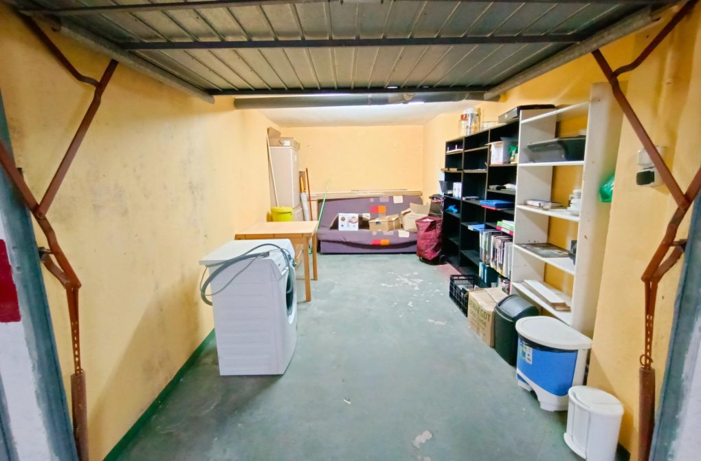 Resale - Apartment - Torrevieja - Acequion