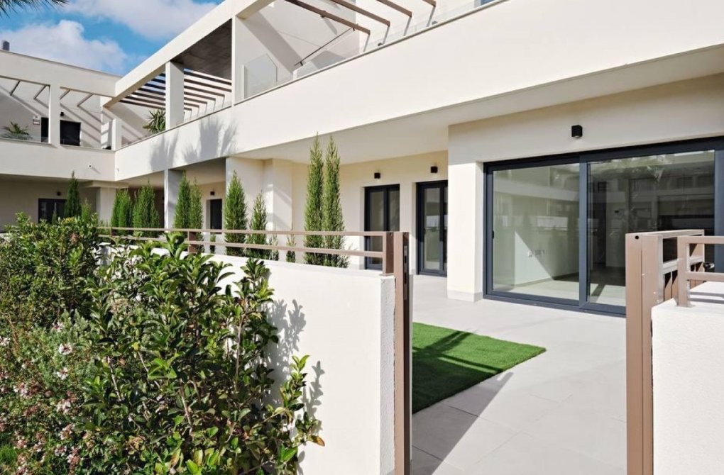 Resale - Apartment - Torrevieja - La Veleta
