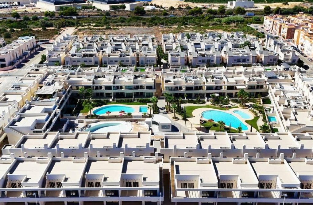 Resale - Apartment - Torrevieja - La Veleta
