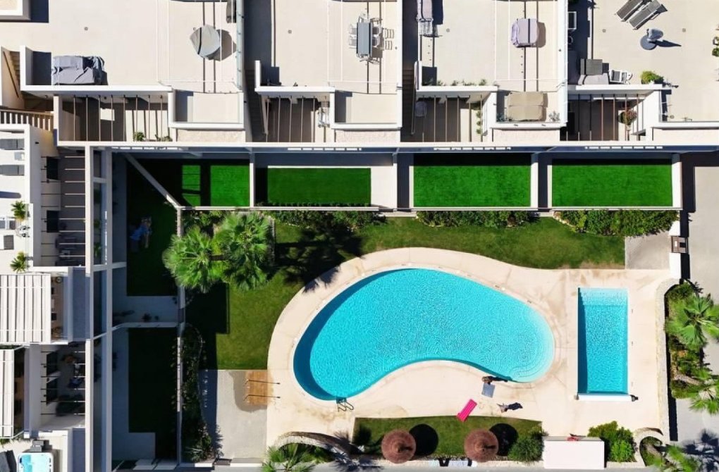 Resale - Apartment - Torrevieja - La Veleta