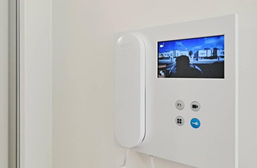 Resale - Apartment - Torrevieja - La Veleta