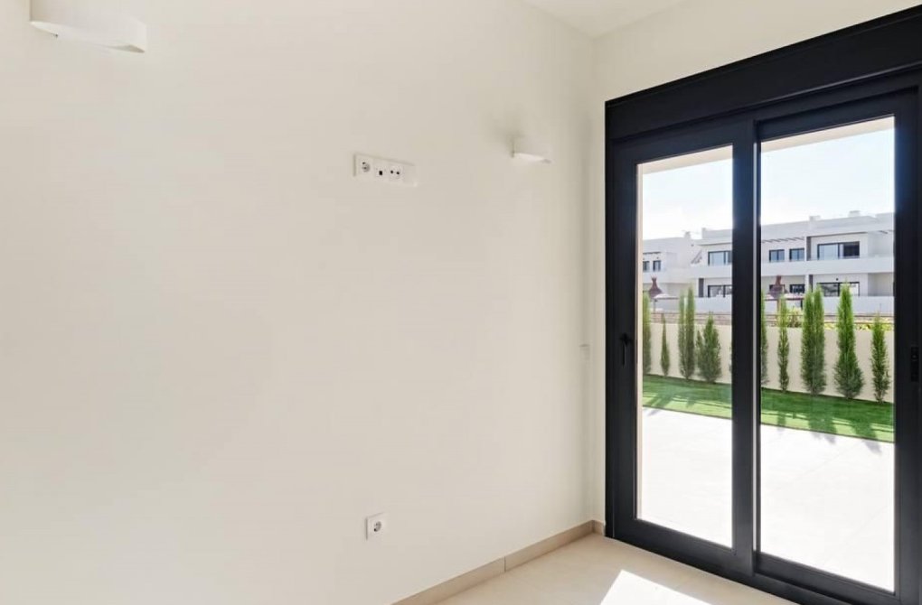 Resale - Apartment - Torrevieja - La Veleta