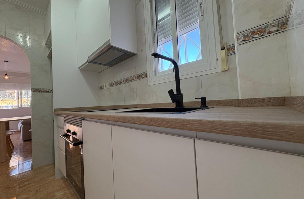 Resale - Bungalow - Torrevieja - Parque Acuático - Sector 25