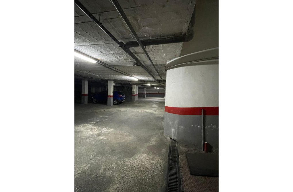 Resale - Parking - Torrevieja - Playa del cura
