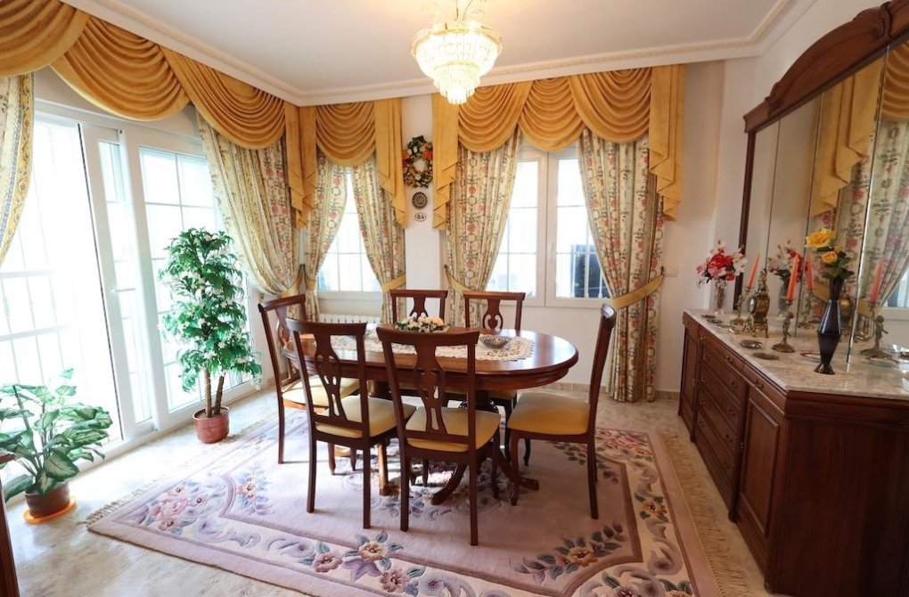 Resale - Chalet - Orihuela Costa - Villamartín-Las Filipinas