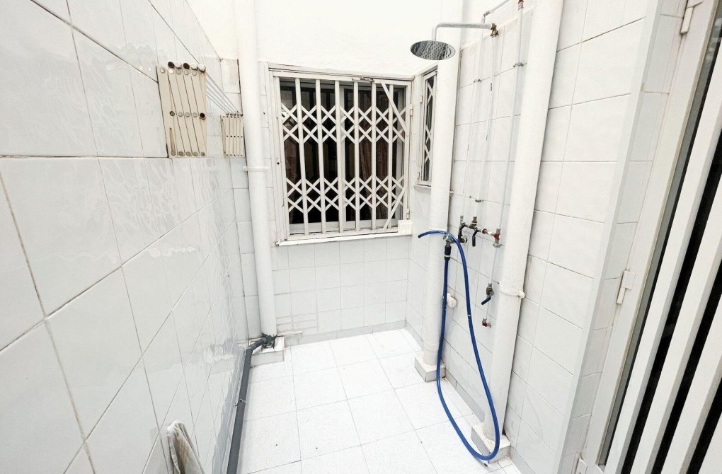 Resale - Apartment - Torrevieja - Centro - Muelle Pesquero