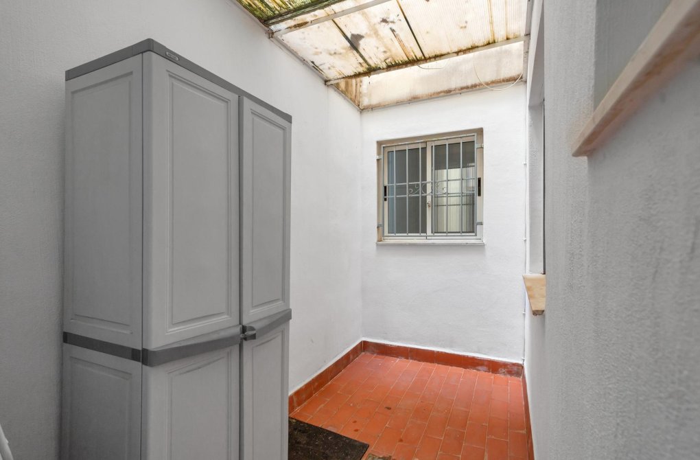 Resale - Apartment - Torrevieja - Centro