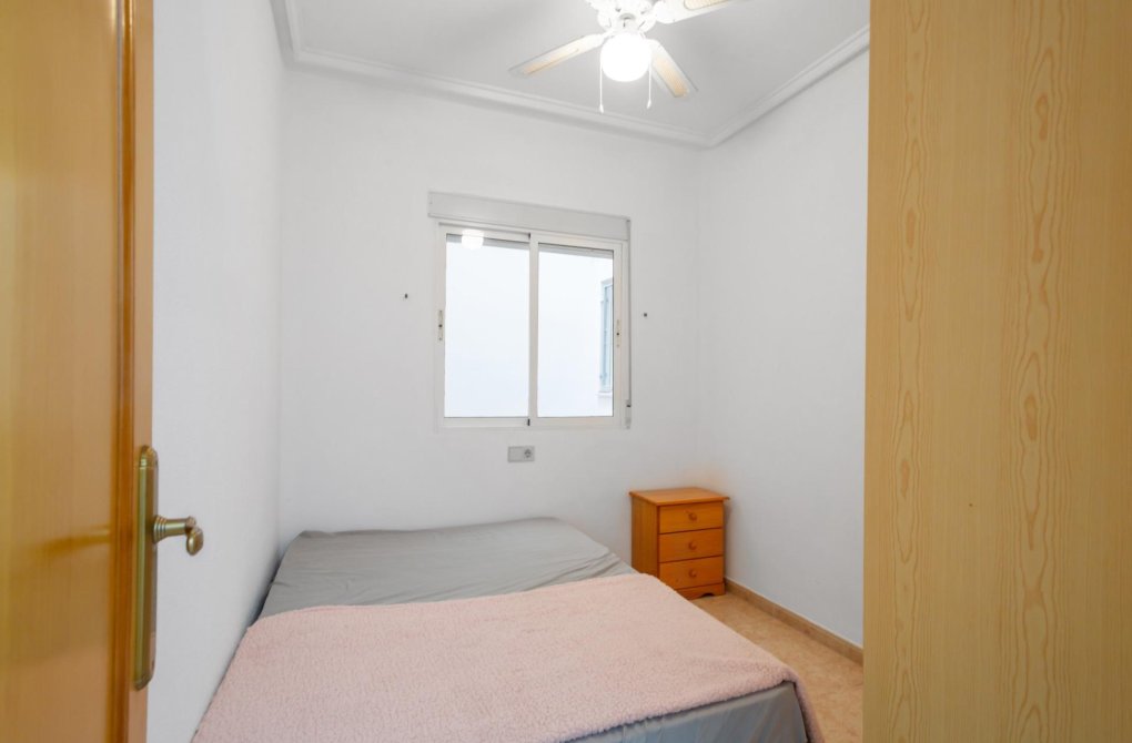 Resale - Apartment - Torrevieja - Centro