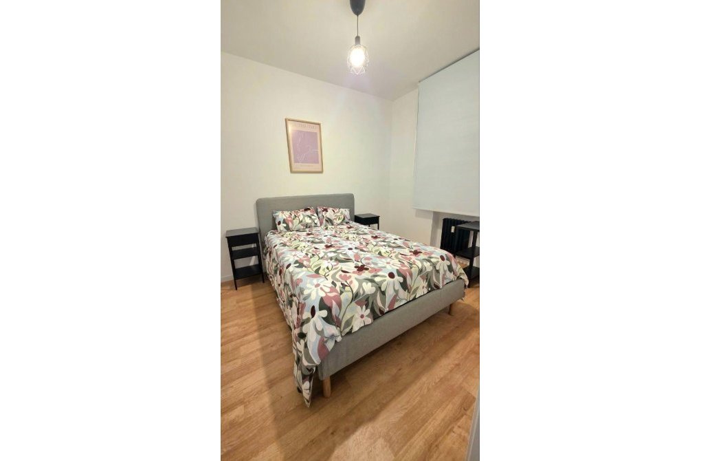 Resale - Apartment - Oviedo - Auditorio-Seminario-Parque de Invierno