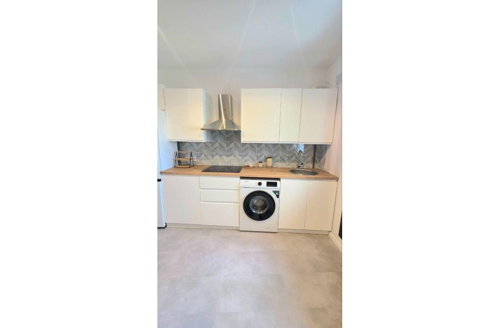 Resale - Apartment - Oviedo - Auditorio-Seminario-Parque de Invierno