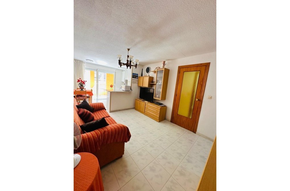 Resale - Apartment - Torrevieja - Playa del cura