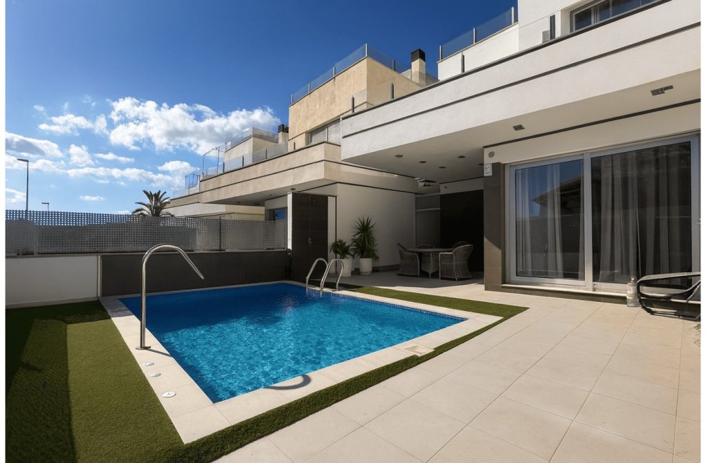 Reventa - Villa independiente - Orihuela Costa - Lomas de Cabo Roig