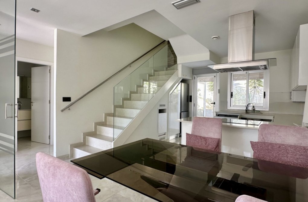 Reventa - Villa independiente - Orihuela Costa - Lomas de Cabo Roig