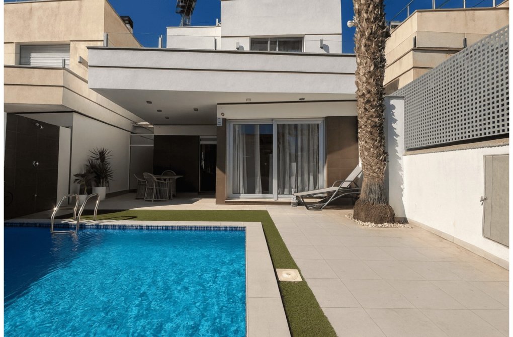 Reventa - Villa independiente - Orihuela Costa - Lomas de Cabo Roig