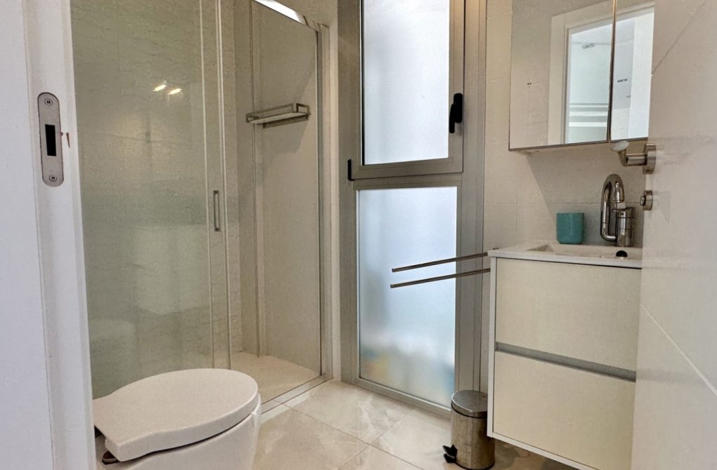 Reventa - Villa independiente - Orihuela Costa - Lomas de Cabo Roig