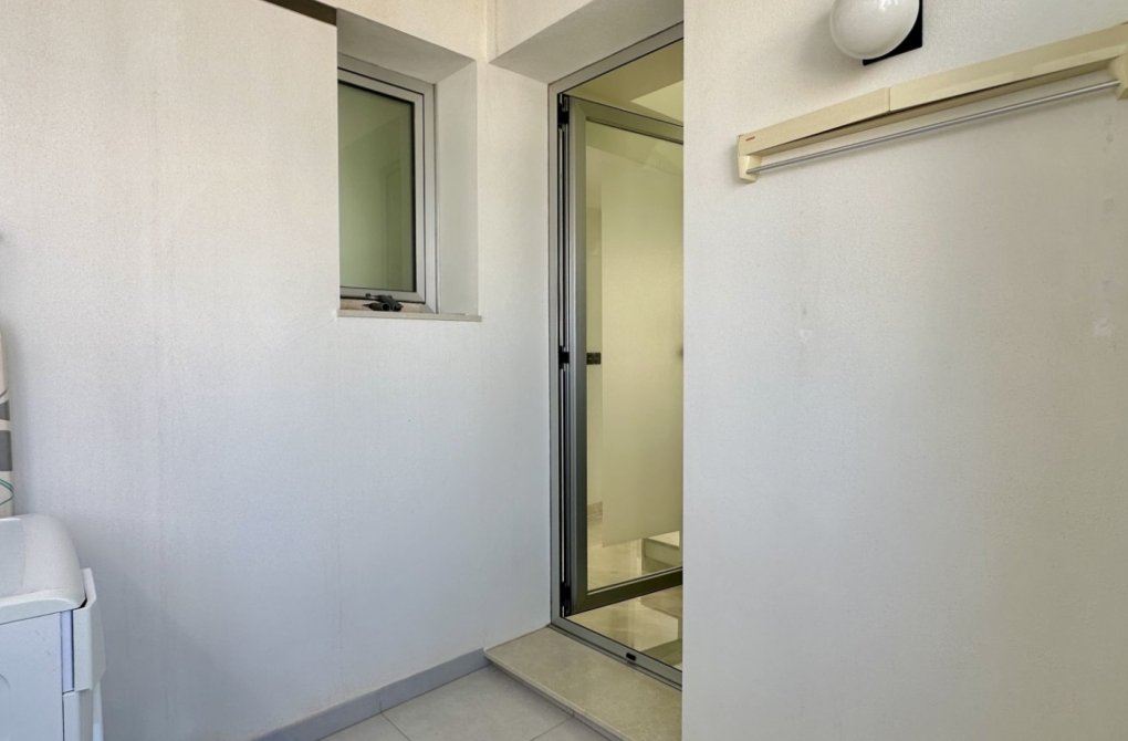 Reventa - Villa independiente - Orihuela Costa - Lomas de Cabo Roig