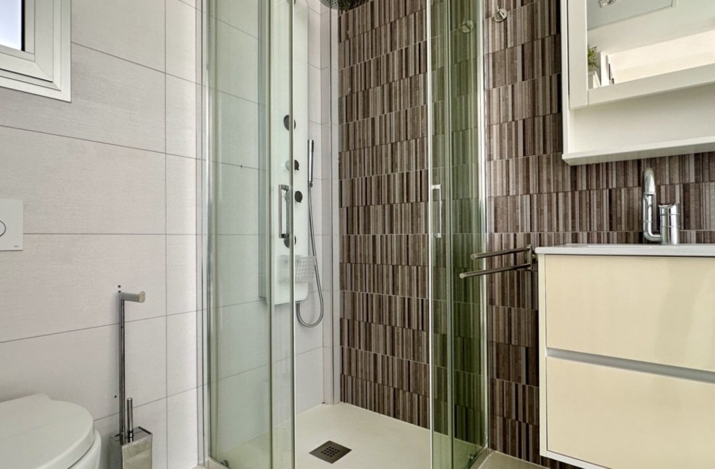 Reventa - Villa independiente - Orihuela Costa - Lomas de Cabo Roig