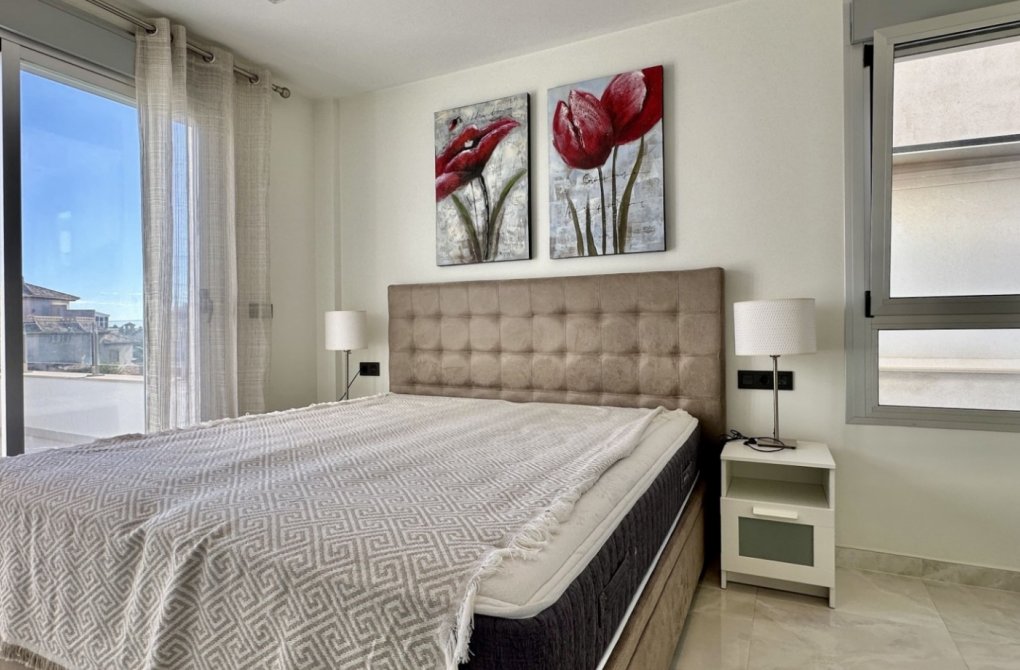 Reventa - Villa independiente - Orihuela Costa - Lomas de Cabo Roig