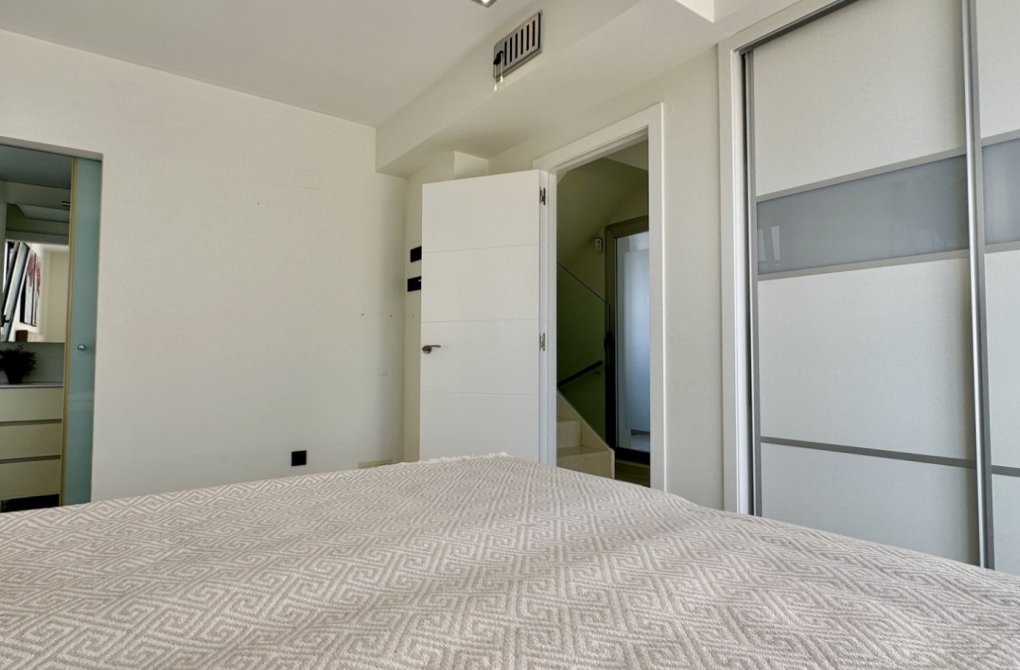 Reventa - Villa independiente - Orihuela Costa - Lomas de Cabo Roig